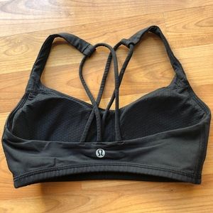 Lululemon sport bra free to be